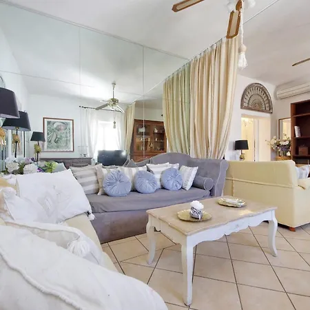 Vicolo Savelli Luxury Daire *