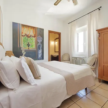 Vicolo Savelli Luxury * Roma