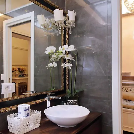 Daire Vicolo Savelli Luxury