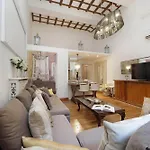 Vicolo Savelli Luxury * روما