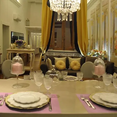 Lägenhet Vicolo Savelli Luxury
