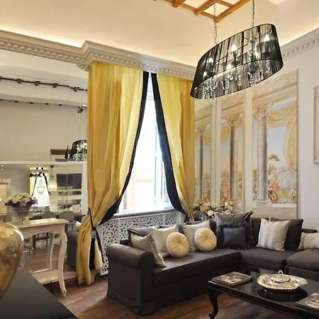 Lägenhet Vicolo Savelli Luxury