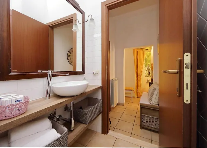 Vicolo Savelli Luxury Rome