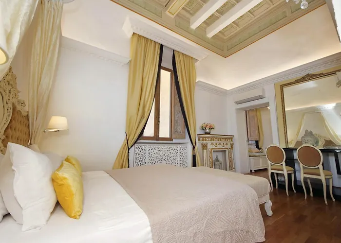 Vicolo Savelli Luxury