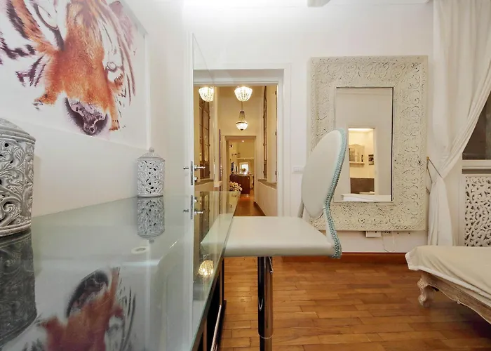 Vicolo Savelli Luxury Rome