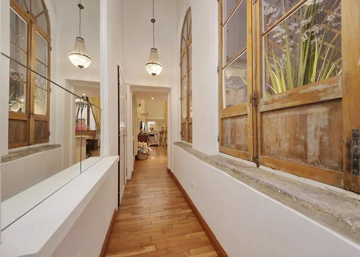 Vicolo Savelli Luxury Rome