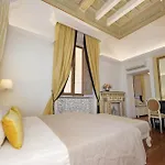 Vicolo Savelli Luxury